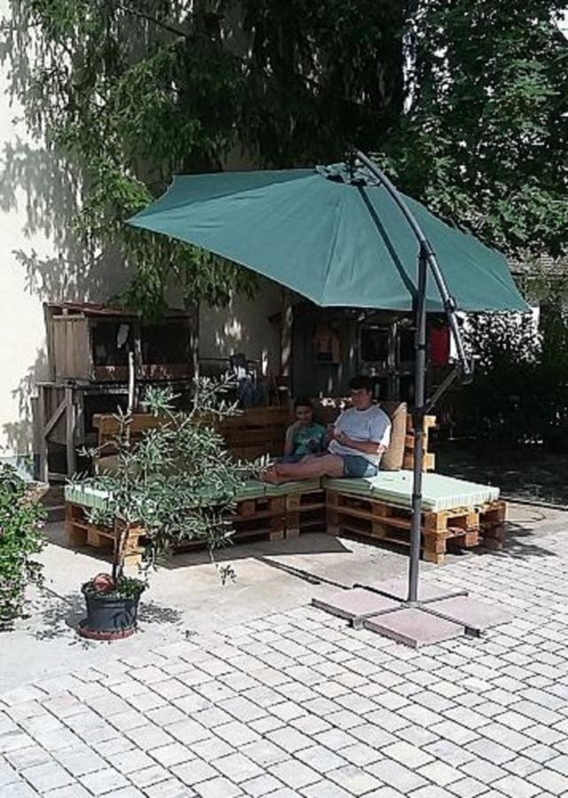 Ferienhof Seeber Вейкерсхайм Екстериор снимка